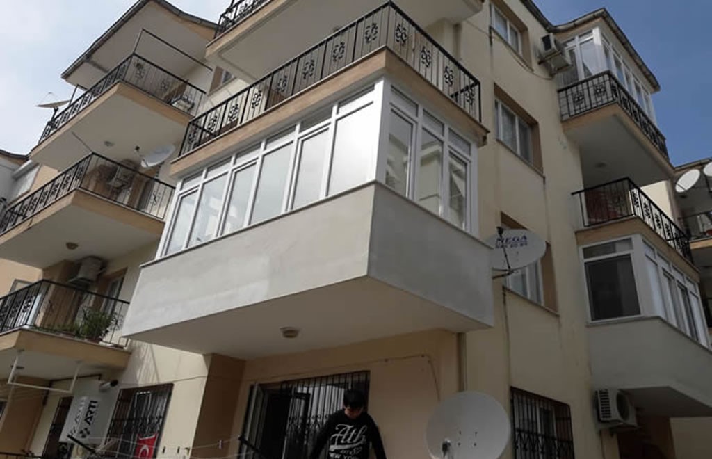 Plastik Kapı Pencere ödemiş