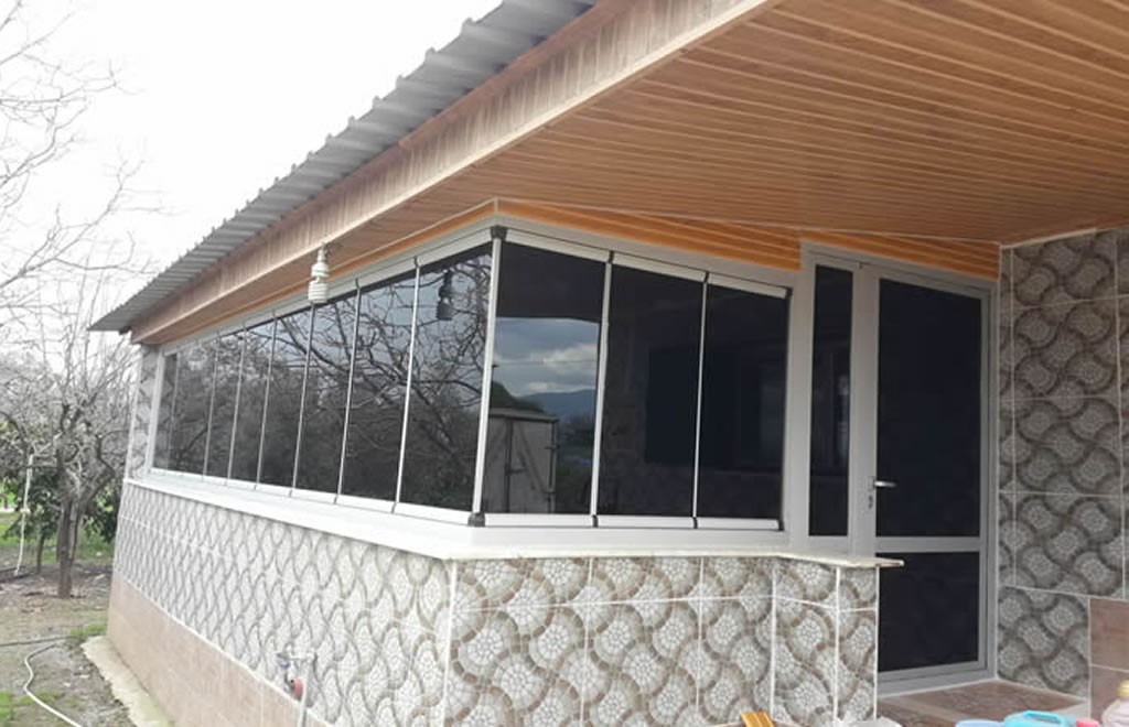 Cam Balkon ödemiş